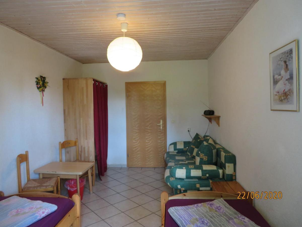Hostel Waldhaus Am Ferienpark Mirow -Zimmer Du Wc Zewnętrze zdjęcie
